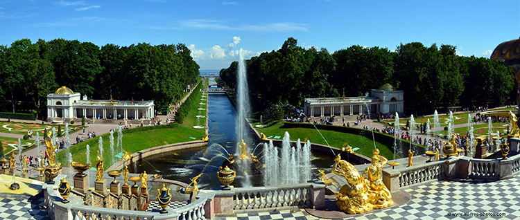 El Palacio de Peterhof es uno de los más espectaculares del ingente patrimonio histórico de San Petersburgo