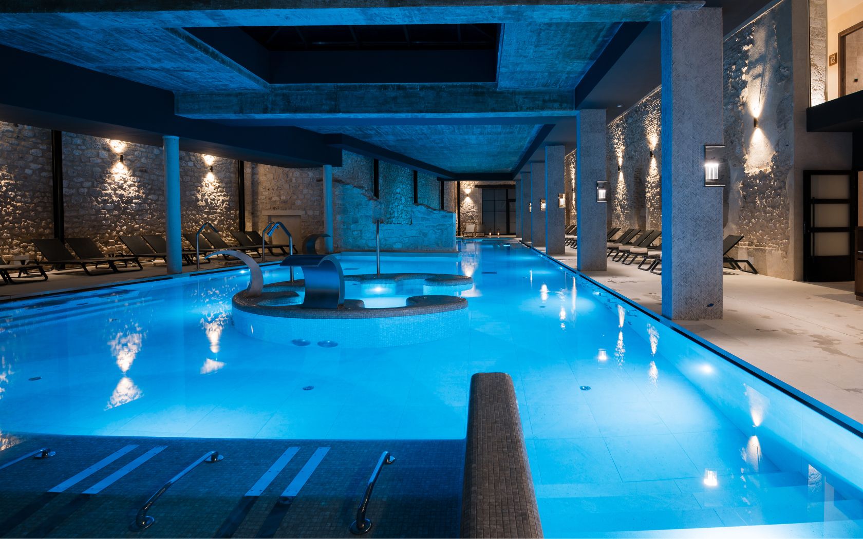 Hotel-Castilla-Termal-Brihuega-area-Termal-spa-Magazine-Horse